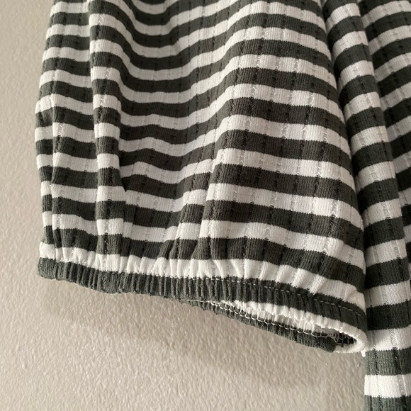 VERO MODA sz S Junior White and Olive Green Stripes Feminine Pullover Top - Picture 5 of 12